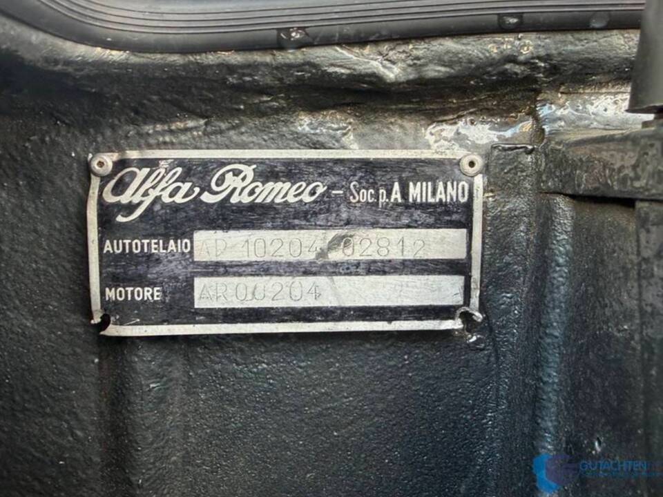 Bild 86/98 von Alfa Romeo 2000 Spider (1960)