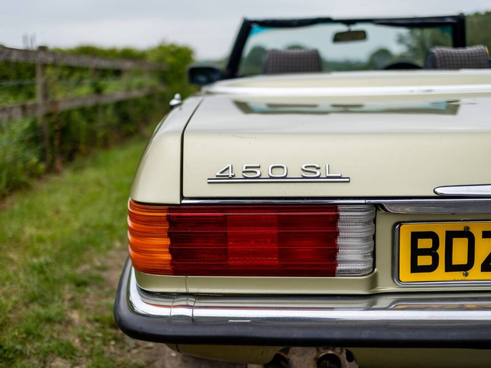 Afbeelding 19/45 van Mercedes-Benz 450 SL (1980)