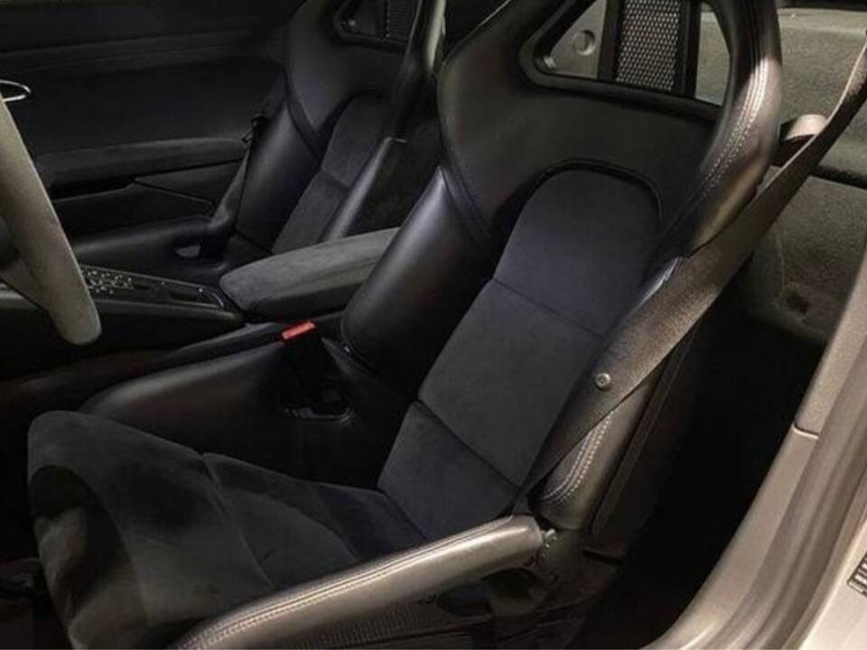 Bild 6/6 von Porsche 911 Carrera GTS (2018)