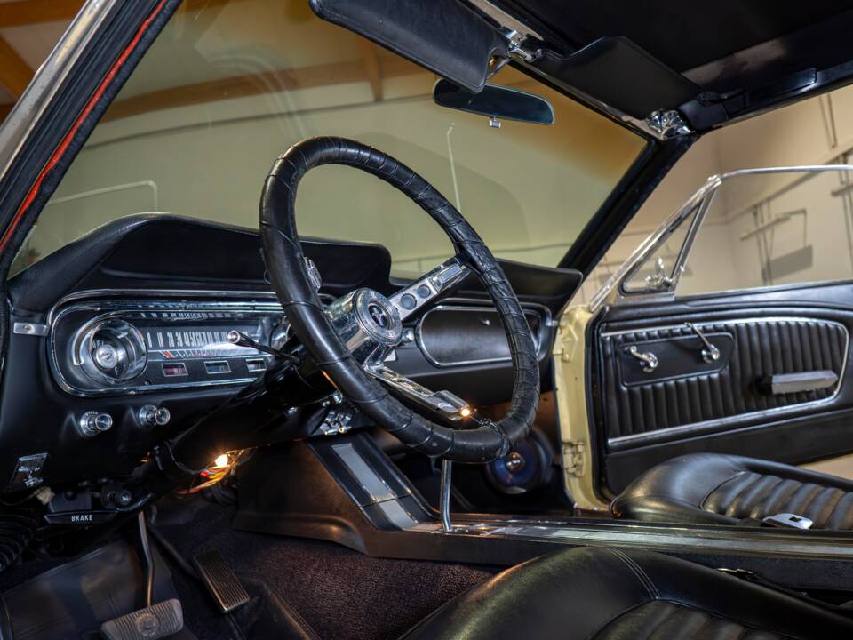Bild 32/45 von Ford Mustang 289 (1965)