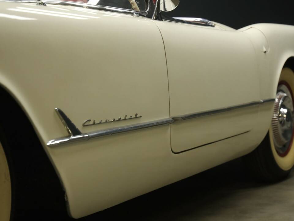 Image 31/50 of Chevrolet Corvette (1954)
