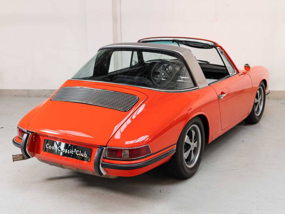 Immagine 32/32 di Porsche 911 2.0 L (1968)