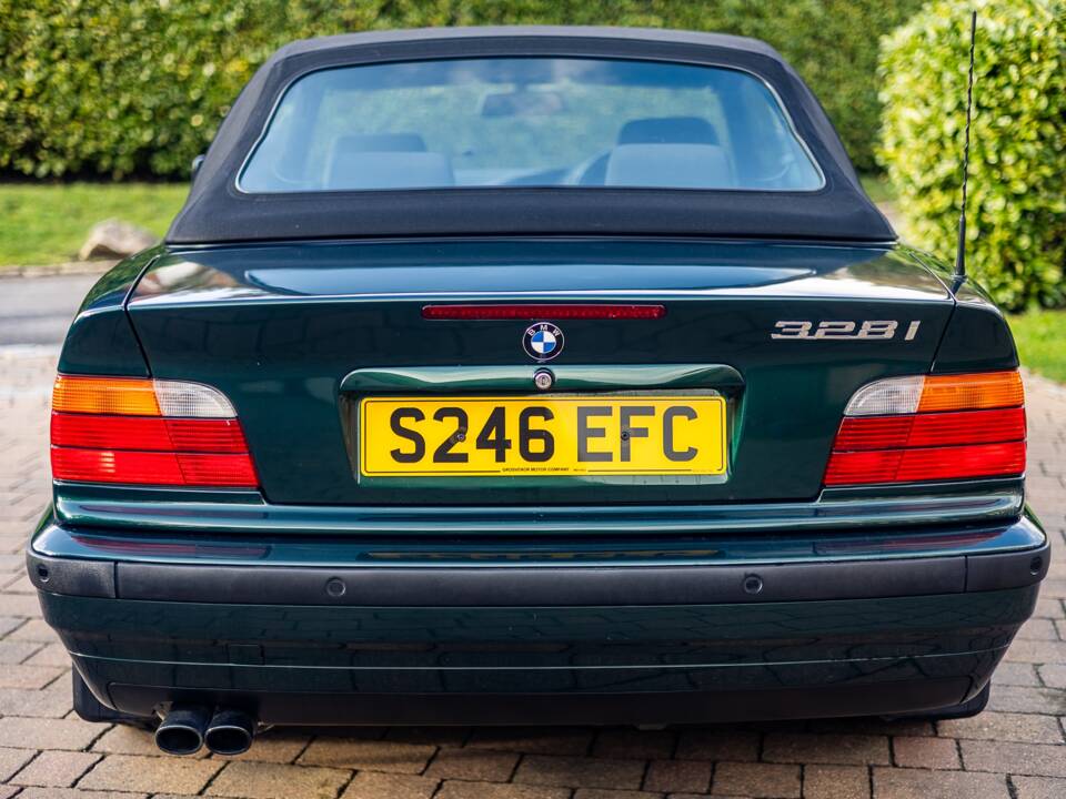 Image 12/49 of BMW 328i (1998)