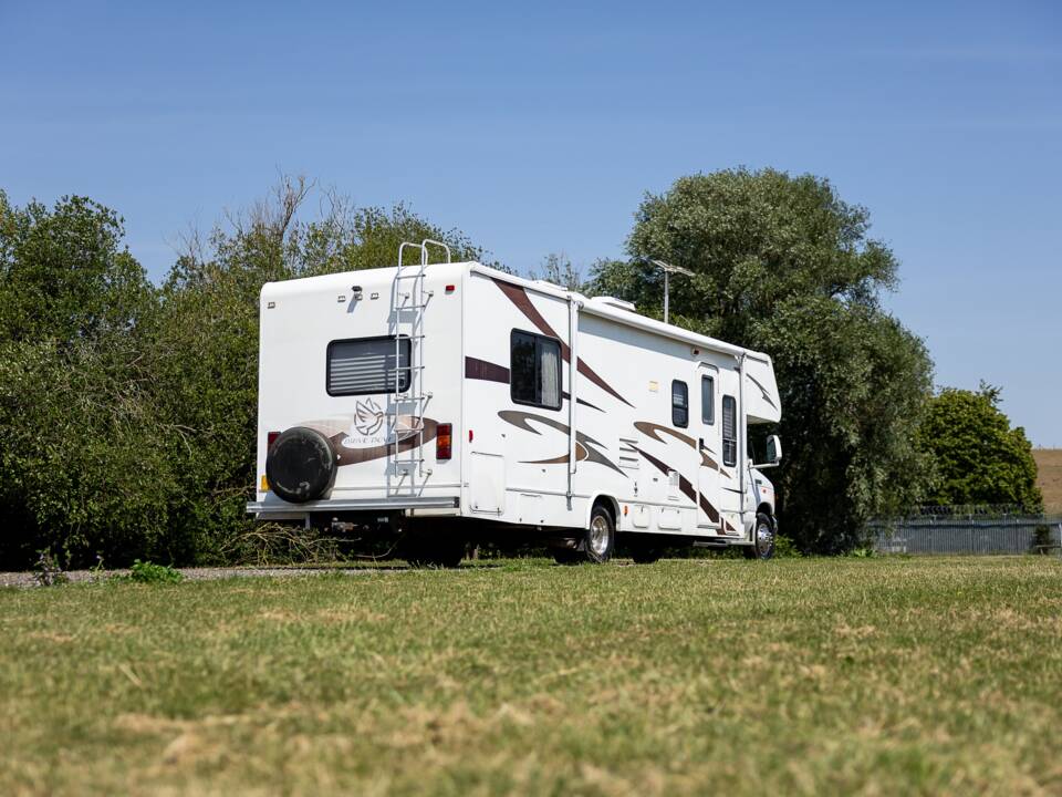 Bild 17/50 von Ford E-450 Forest River Sunseeker (2007)