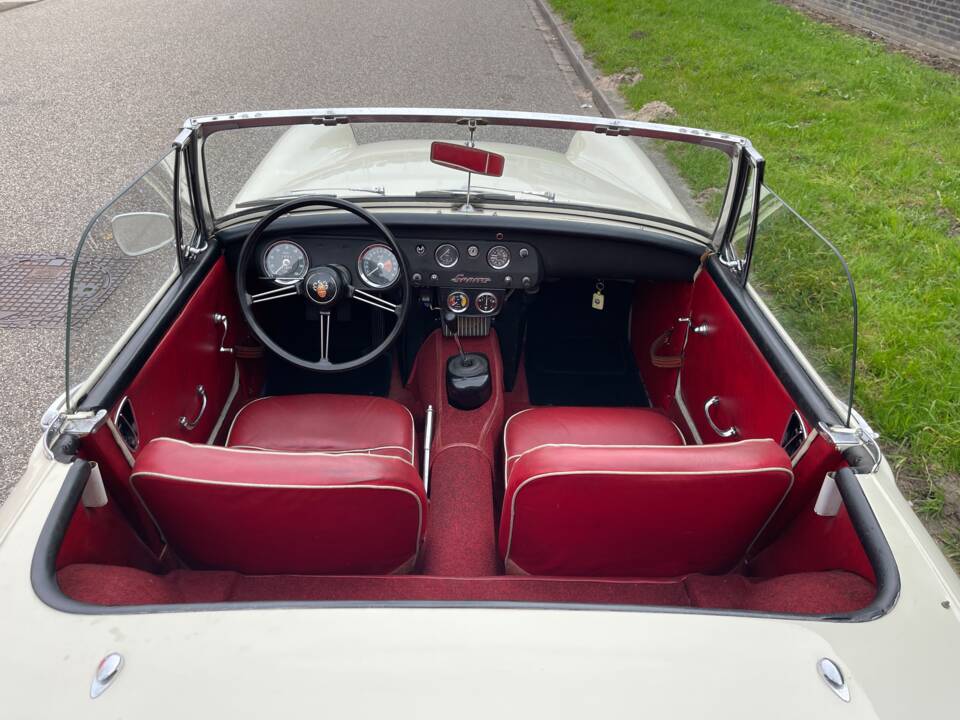 Image 19/22 of Austin-Healey Sprite Mk III (1966)