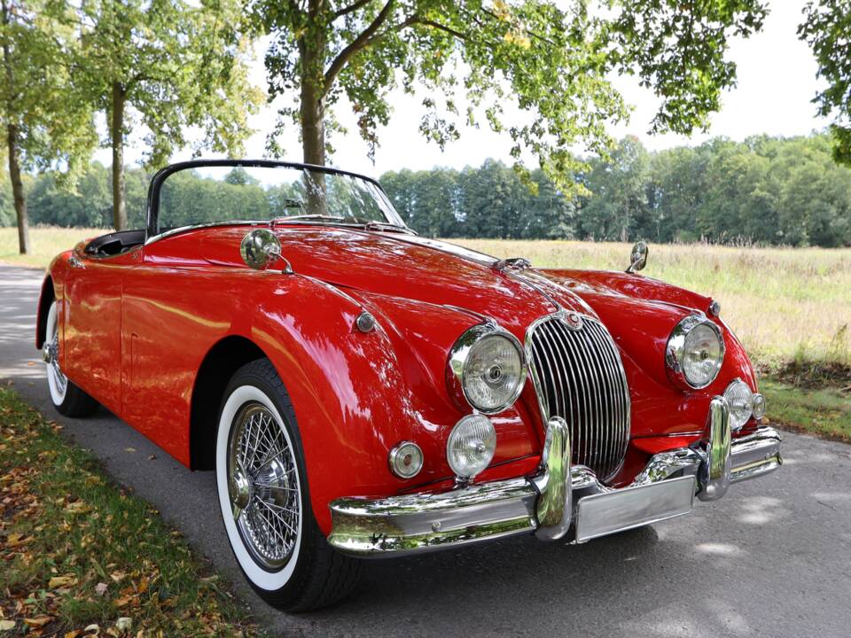 Bild 2/39 von Jaguar XK 150 3.4 S OTS (1959)