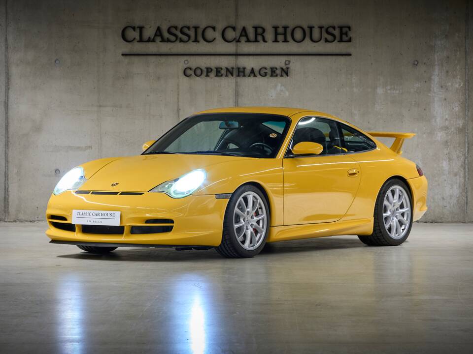 Bild 2/100 von Porsche 911 GT3 (2003)