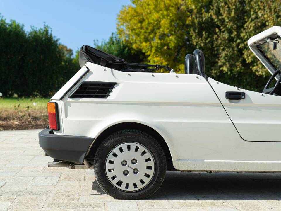 Image 21/50 de FIAT 126 Pop 2000 (1992)