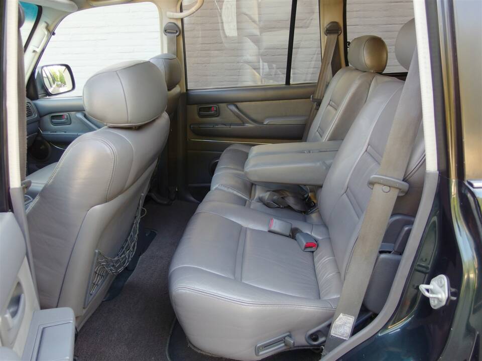 Image 63/99 de Toyota Land Cruiser J80 (1994)