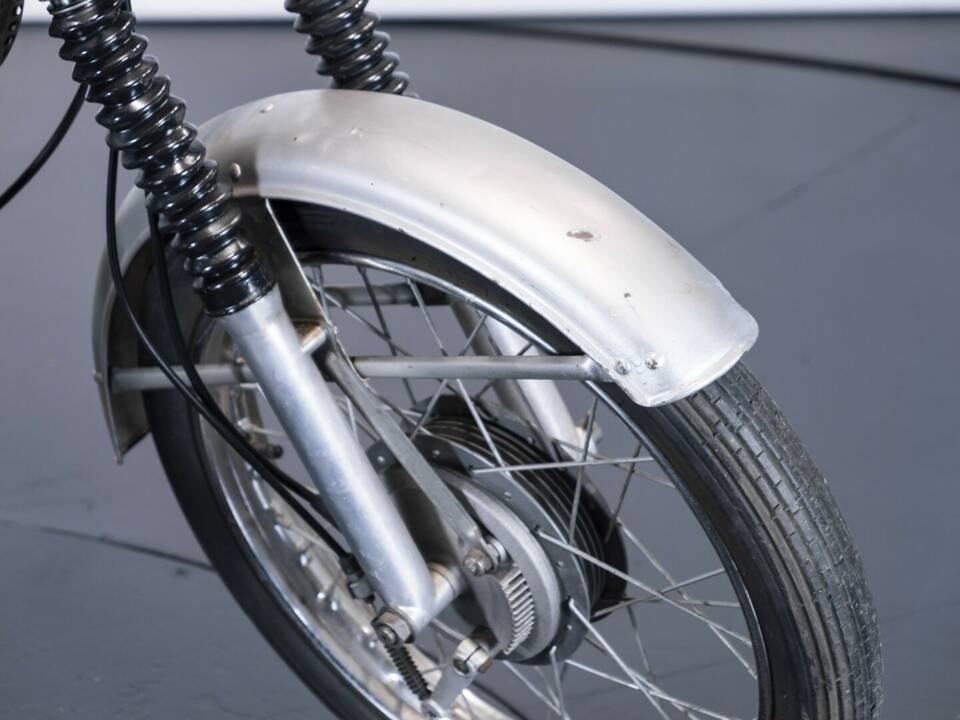 Image 27/50 of Gilera DUMMY (1974)