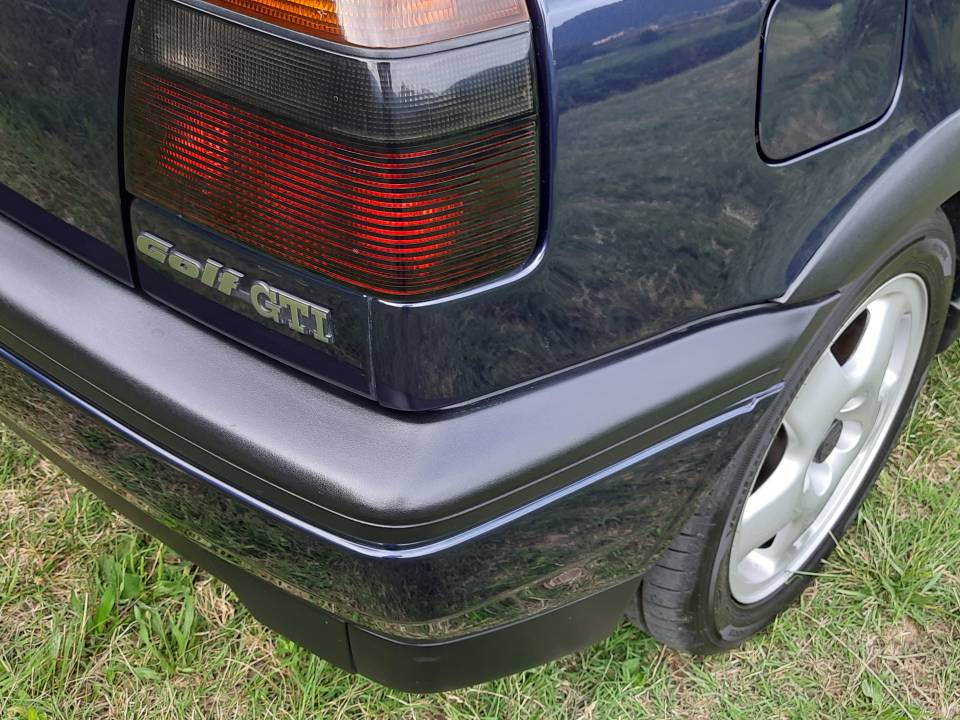 Bild 5/25 von Volkswagen Golf III GTI 2.0 (1994)
