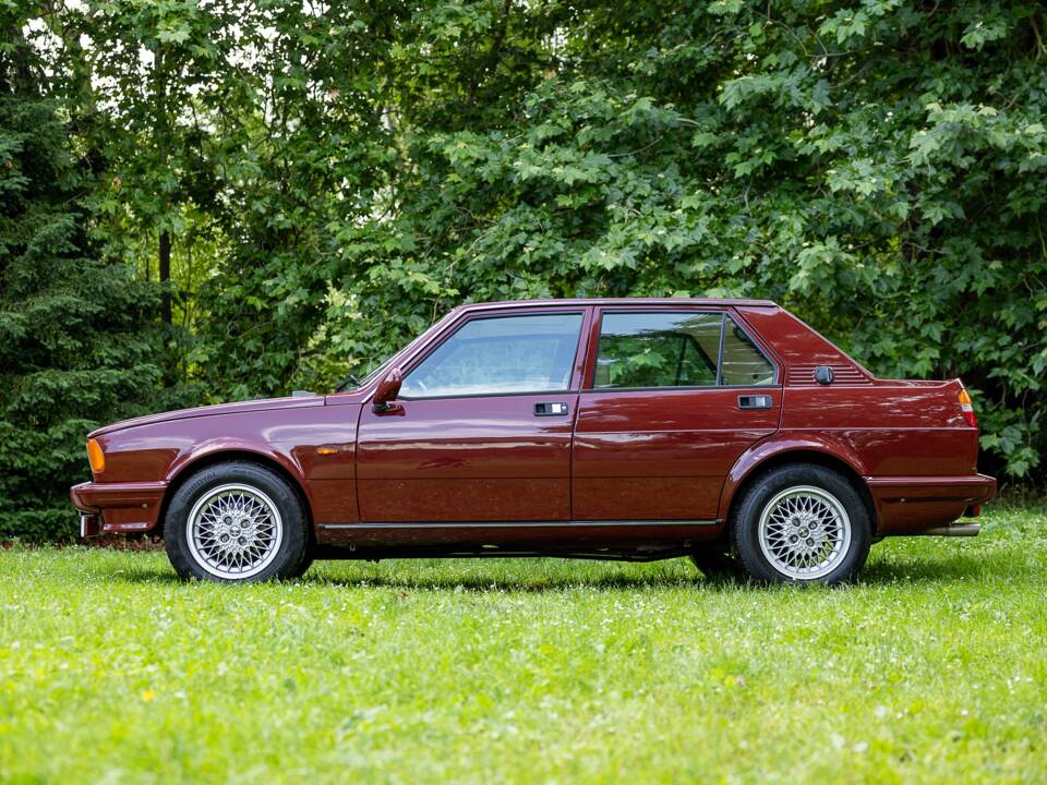 Afbeelding 7/46 van Alfa Romeo Giulietta 2.0 (1981)