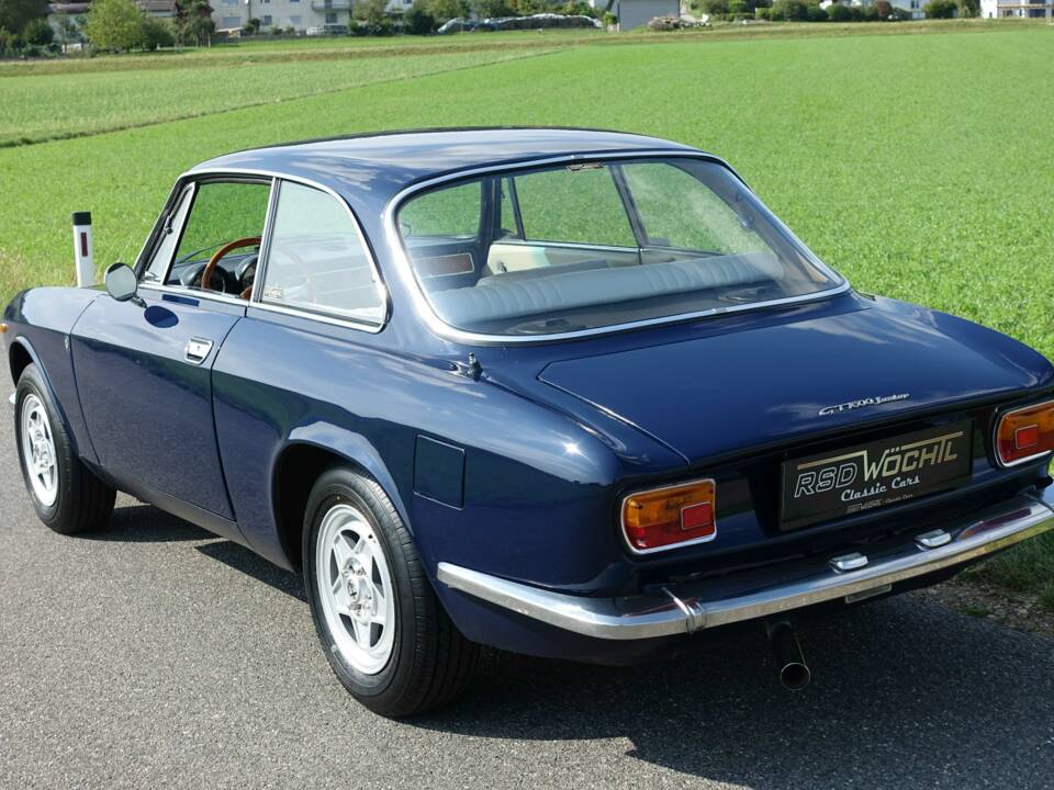 Bild 7/39 von Alfa Romeo Giulia 1600 GT Junior (1972)