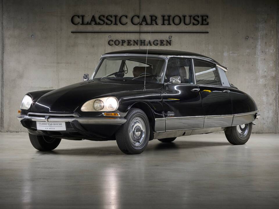 Image 32/98 de Citroën DS 21 Pallas (1971)