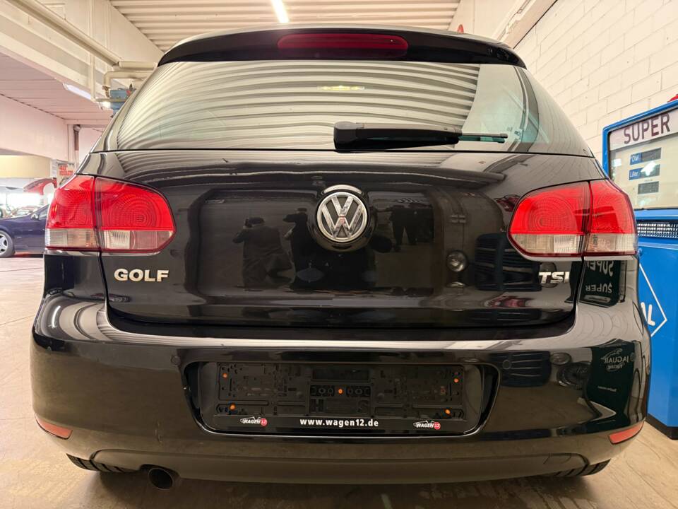 Bild 16/19 von Volkswagen Golf VI 1.2 TSI (2012)