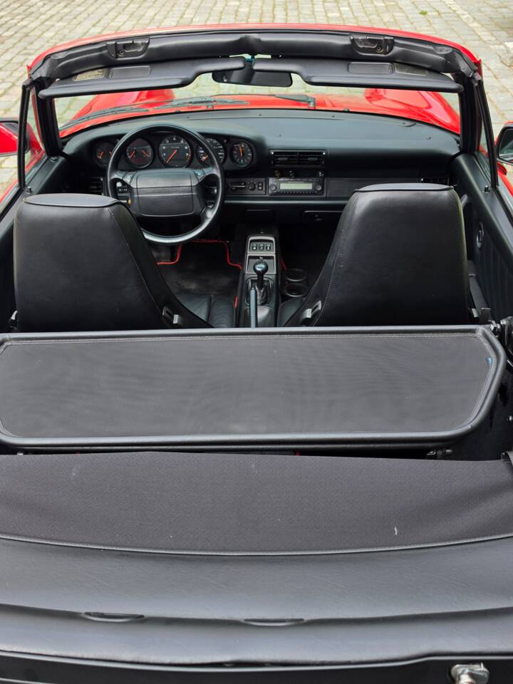 Bild 22/113 von Porsche 911 Carrera 2 (1991)