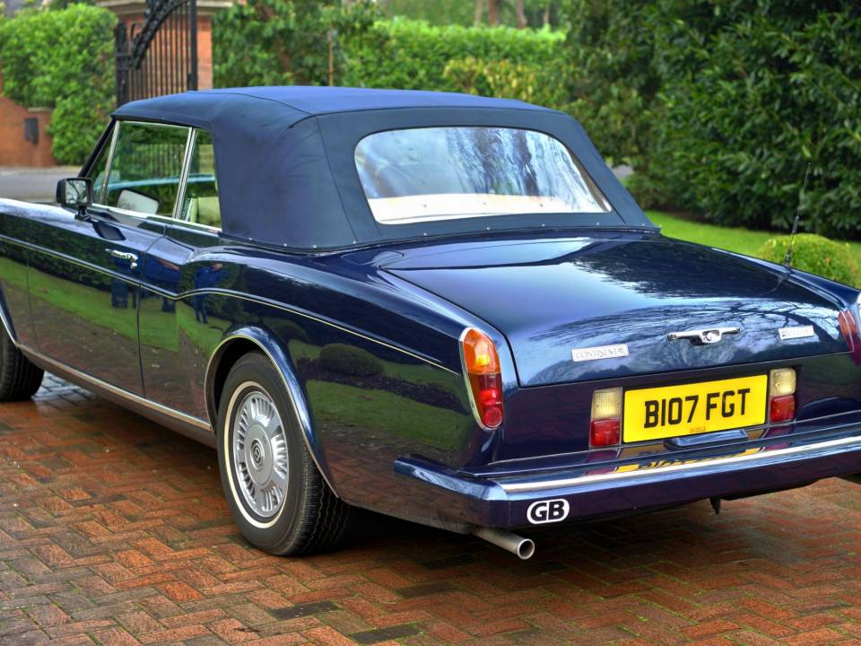 Image 13/50 of Bentley Continental (1985)