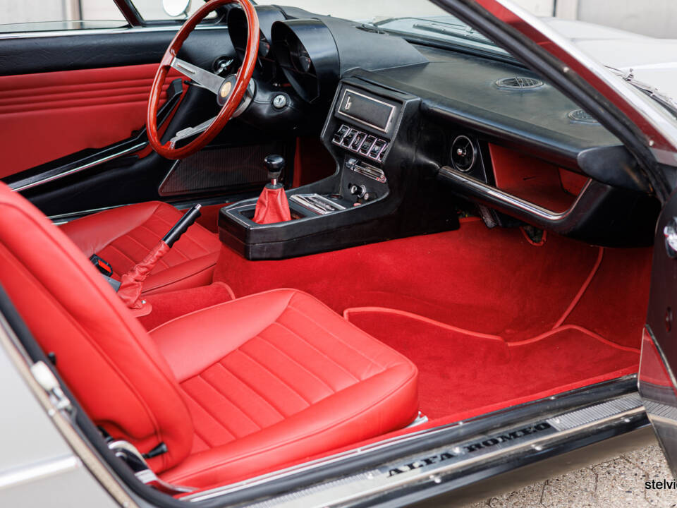 Afbeelding 30/45 van Alfa Romeo Montreal (1972)