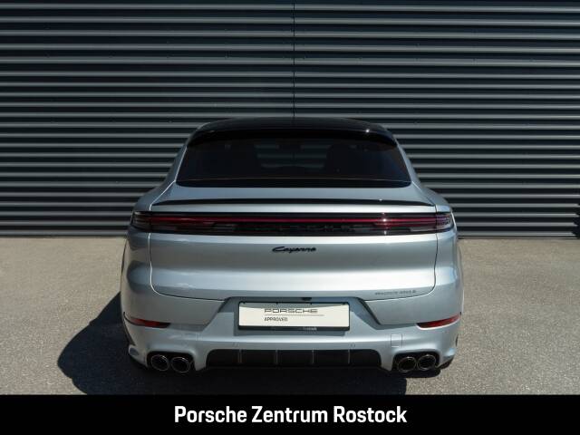 Imagen 29/34 de Porsche Cayenne Coupé E-Hybrid (2026)