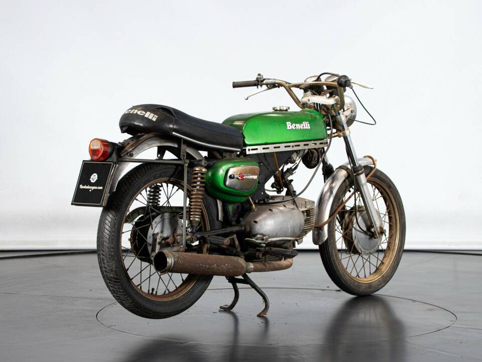 Bild 6/50 von Benelli DUMMY (1976)