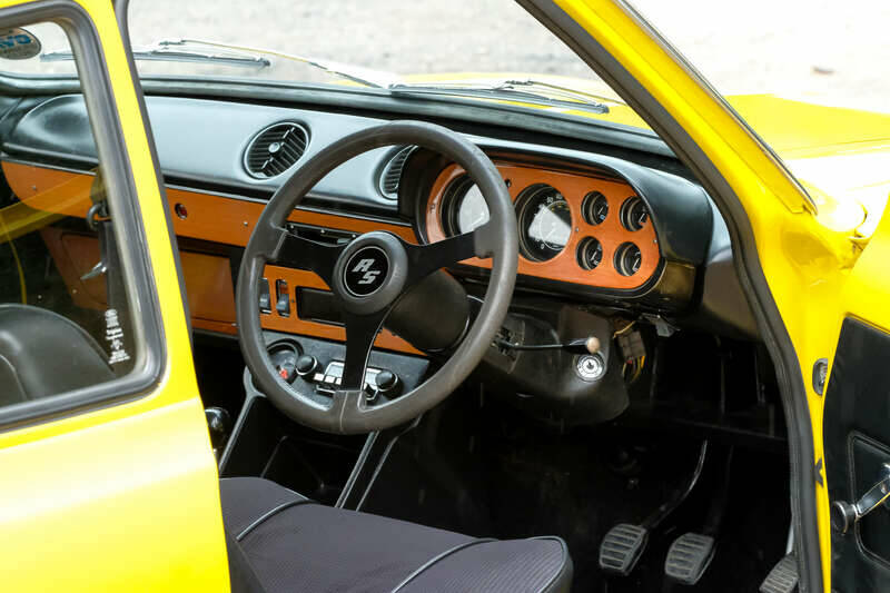 Image 2/50 de Ford Escort RS 2000 (1974)