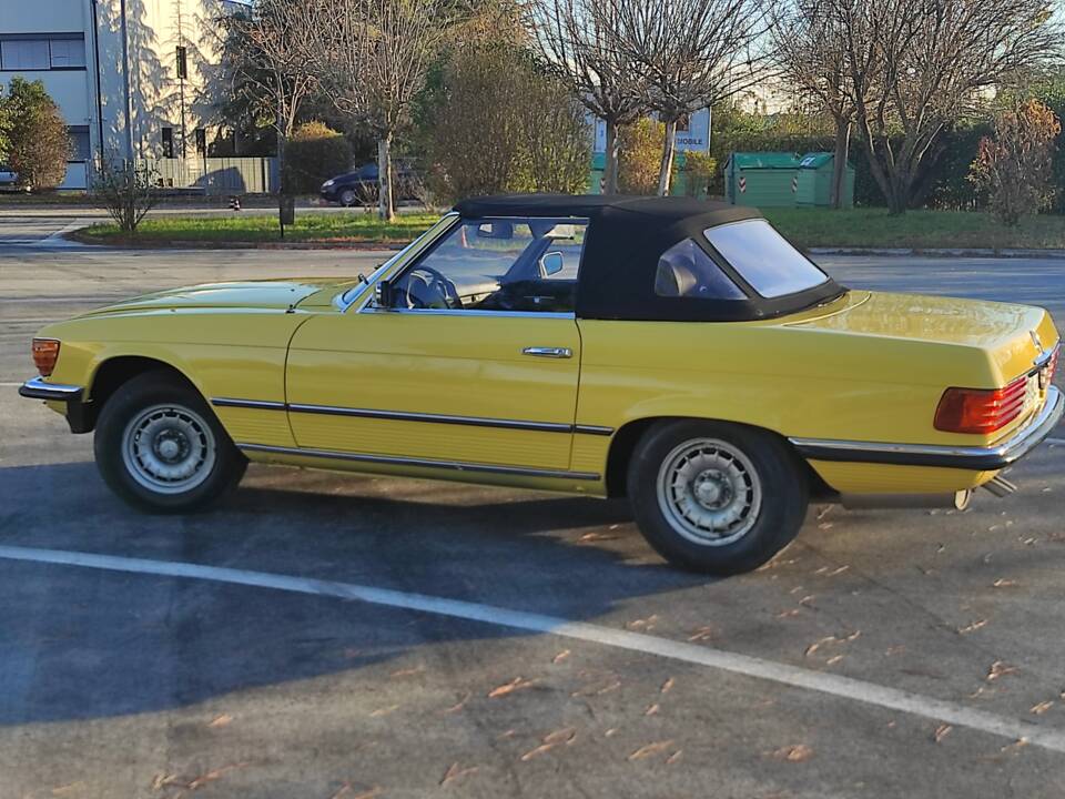 Bild 16/17 von Mercedes-Benz 350 SL (1971)