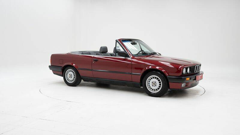 Bild 3/15 von BMW 318i (1992)