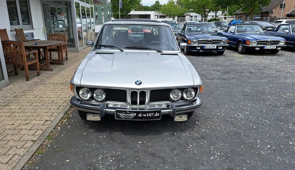 Bild 2/23 von BMW 3,3 Li (1976)