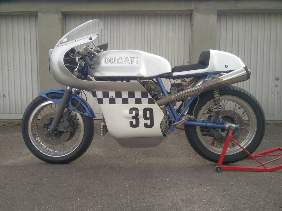 Immagine 1/16 di Ducati 750 Sport (1974)