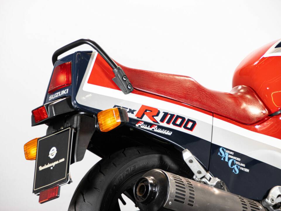 Immagine 13/50 di Suzuki GSX-R 1100 (1986)