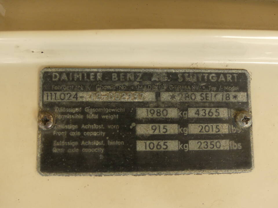 Image 71/73 de Mercedes-Benz 280 SE (1969)