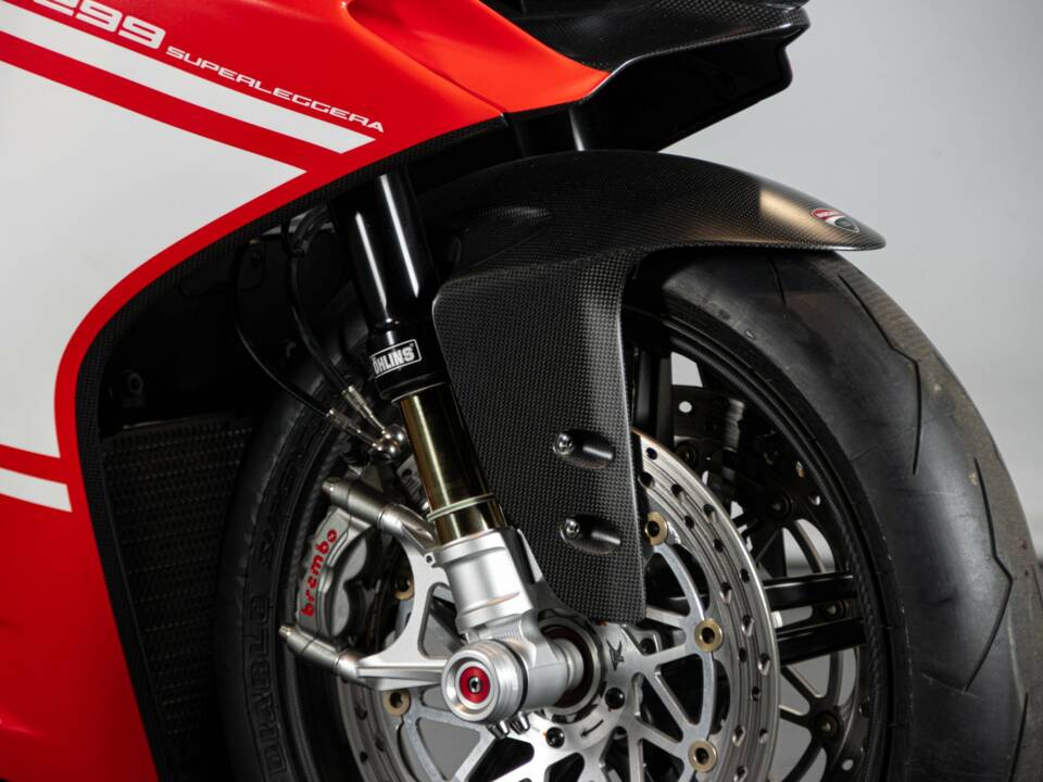 Bild 33/50 von Ducati DUMMY (2018)