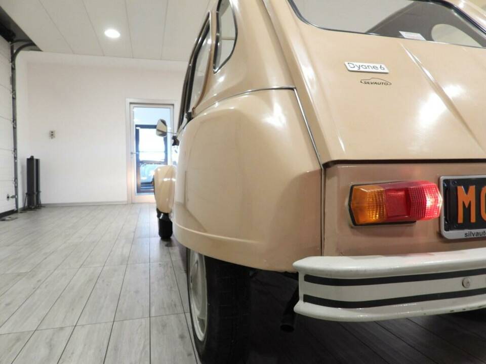 Image 13/15 of Citroën Dyane 6 (1984)