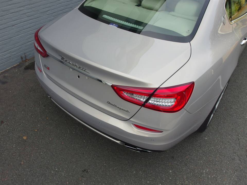 Image 14/98 of Maserati Quattroporte GTS (2015)