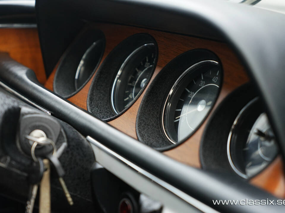 Bild 18/29 von BMW 3,0 CSi (1972)