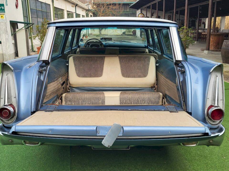 Bild 63/79 von Plymouth Sport Suburban (1958)