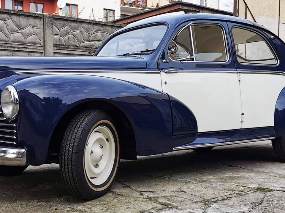 Bild 1/13 von Peugeot 203 (1952)