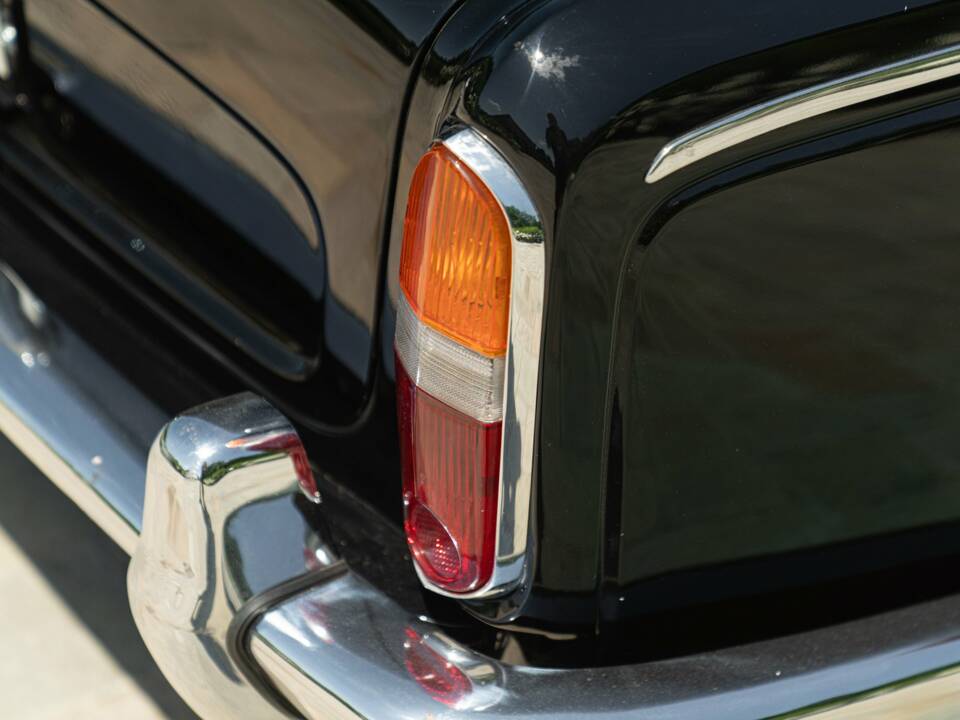 Bild 12/50 von Rolls-Royce Silver Shadow I (1972)