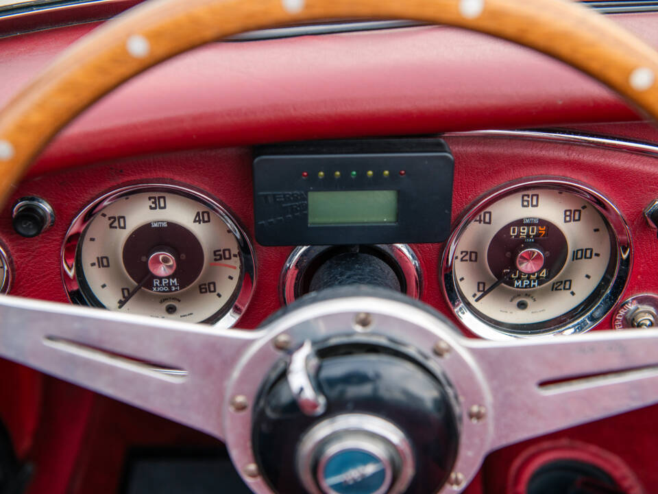 Bild 19/22 von Austin-Healey 100&#x2F;6 (BN4) (1957)