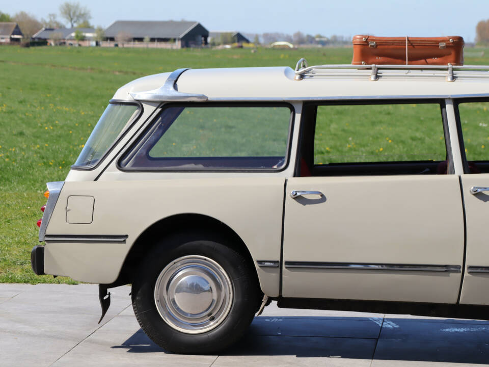 Image 20/50 de Citroën ID 21 Break (1967)