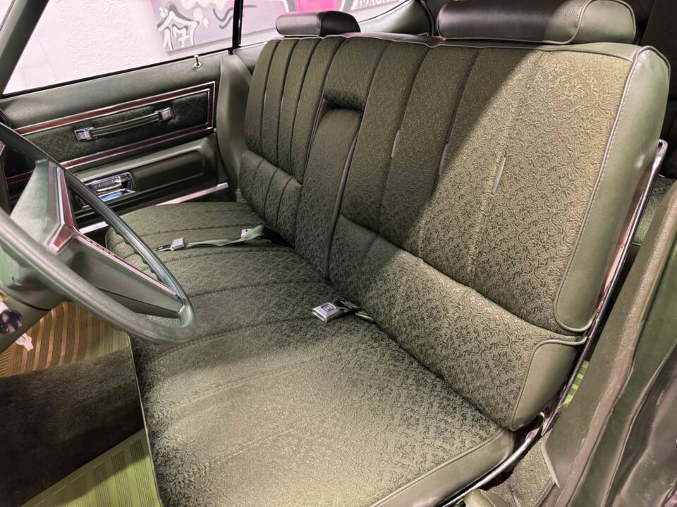 Immagine 5/6 di Buick Electra 225 Hardtop (1972)