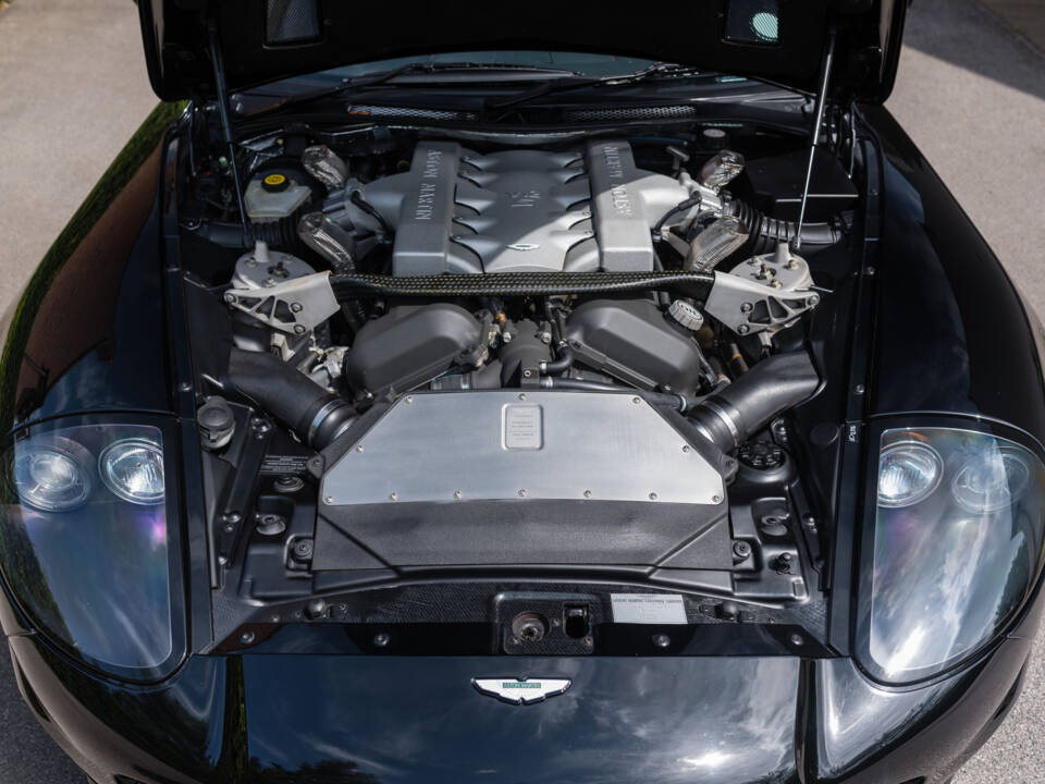 Bild 36/42 von Aston Martin V12 Vanquish S Ultimate Edition (2007)