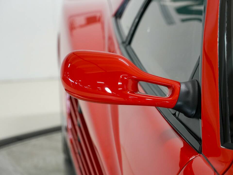 Bild 26/50 von Ferrari Testarossa (1990)