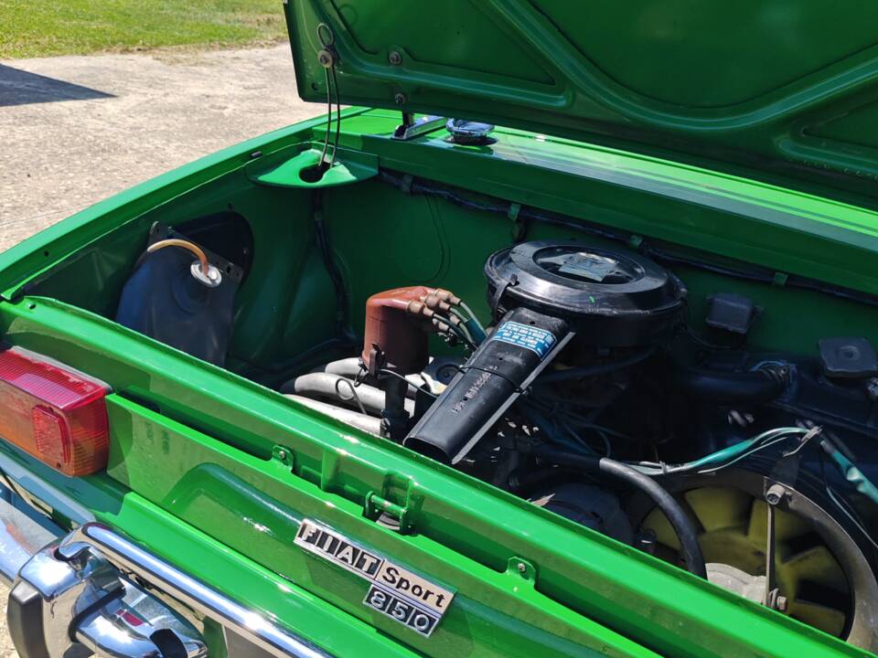 Bild 44/47 von FIAT 850 Sport Spider (1970)