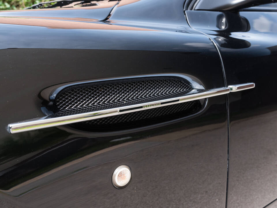 Bild 17/42 von Aston Martin V12 Vanquish S Ultimate Edition (2007)