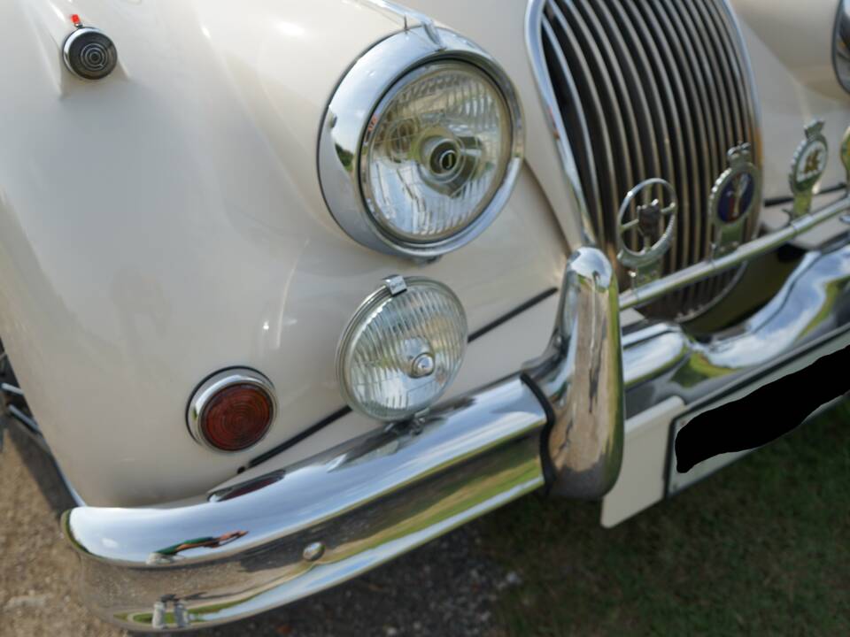 Immagine 11/58 di Jaguar XK 150 3.4 S OTS (1958)