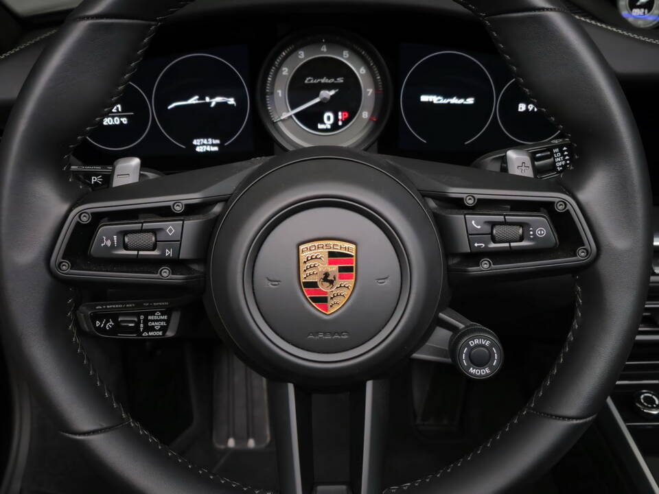 Image 31/37 of Porsche 911 Turbo S (2024)