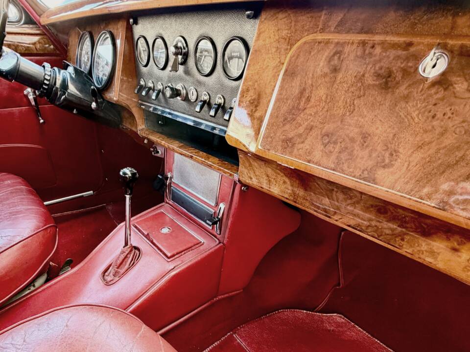 Bild 13/19 von Jaguar Mk II 3.4 (1963)