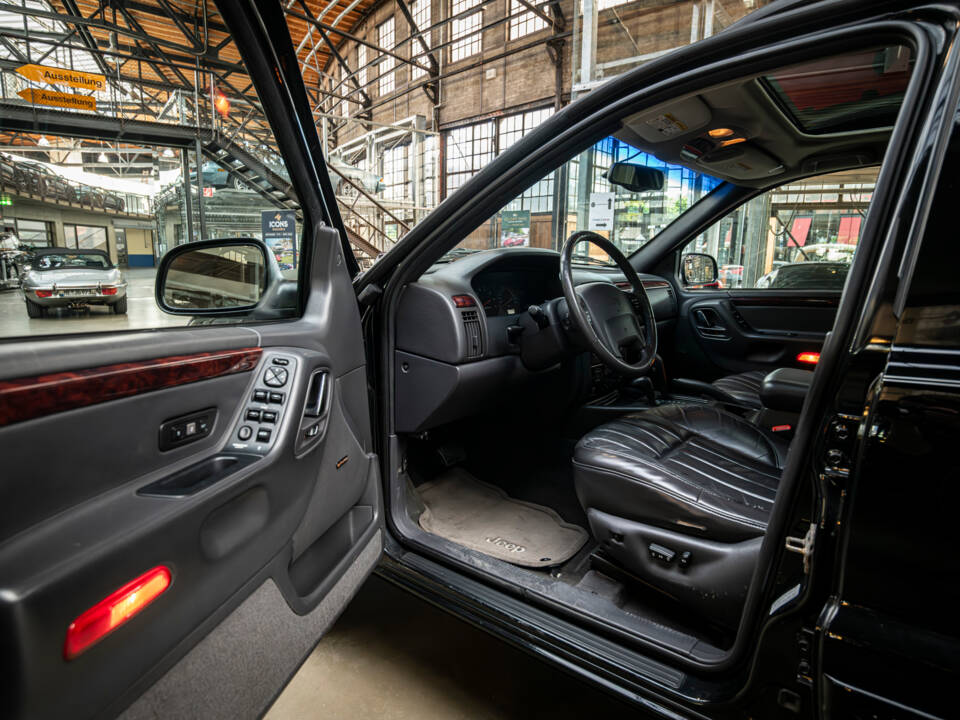 Image 8/21 of Jeep Grand Cherokee 4.7 Limited (2000)