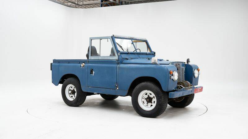 Image 3/15 of Land Rover 109 (1968)